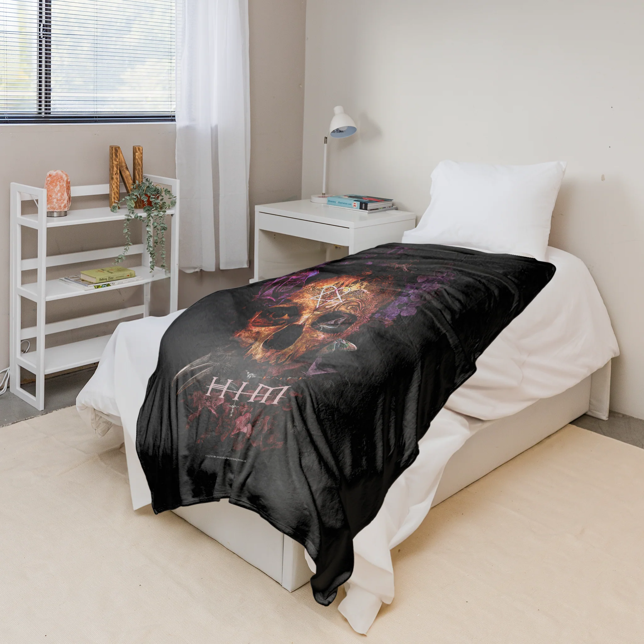 Rocksax HIM Sherpa Fleece Blanket - Corpus - Image 4